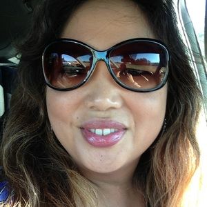 Meet your Posher, Antonette